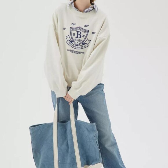 BDG Urban Outfitters Wilder Crew Neck Sweatshirt Top Oversized Pullover M 251935 - Picture 3 of 10